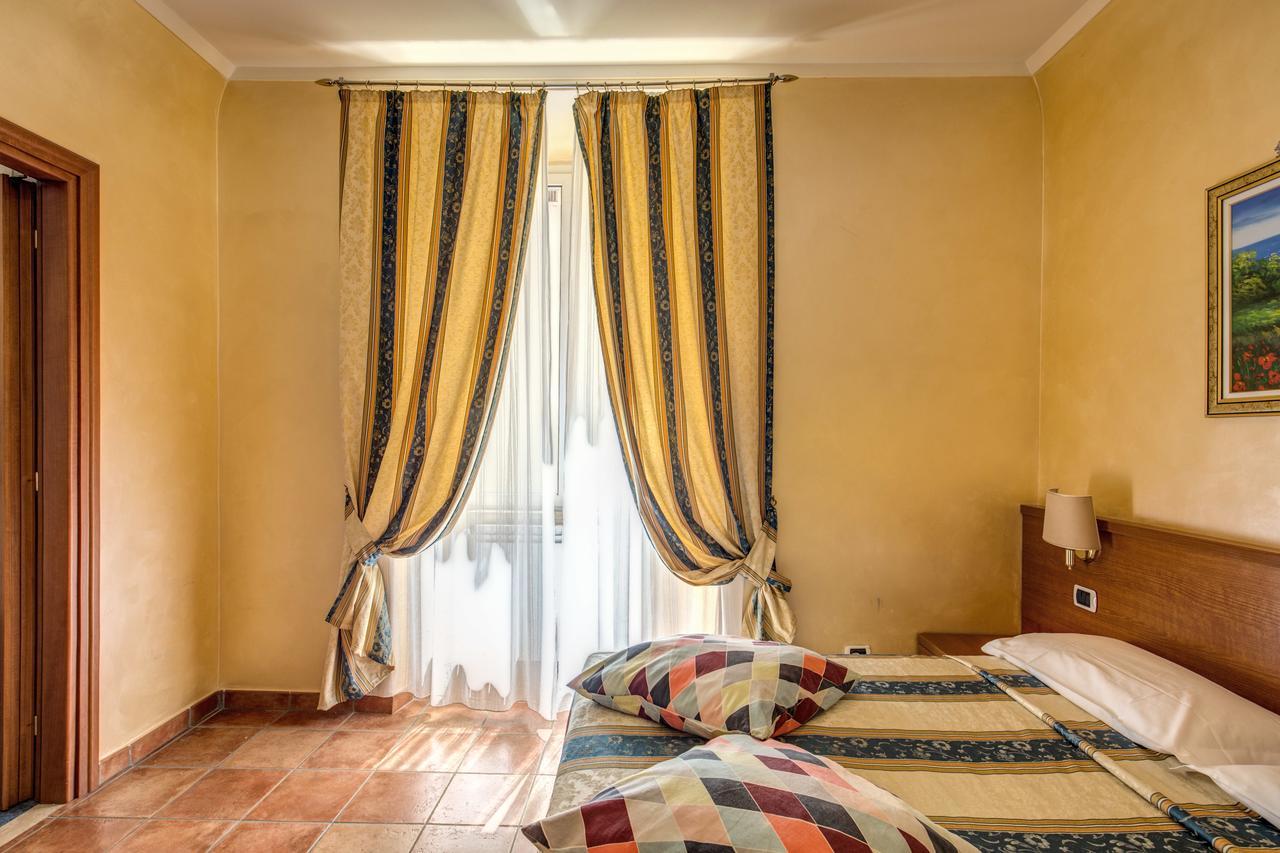 Maryelen 2 Roma